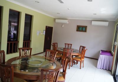 Dewan Menasi