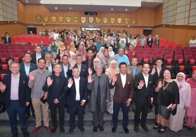 556913232 1331087722388935 5455743983067724423 N Min